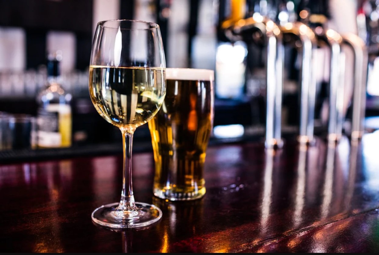 Why a Wine Glass Is Perfect for Drinking Beers