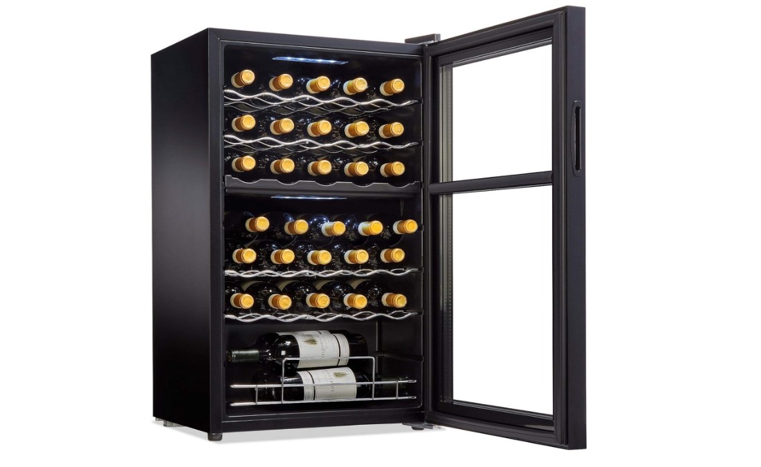 https://www.wineandmore.com/wp-content/uploads/2023/09/Best-Wedding-Gifts-For-Wine-Lovers-Wine-Enthusiast-Wine-Cooler.jpg